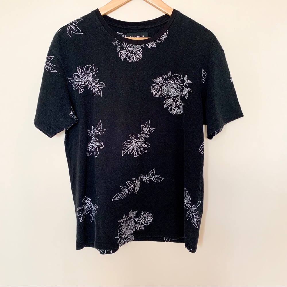 Oversized Floral Graphic Tee PacSun